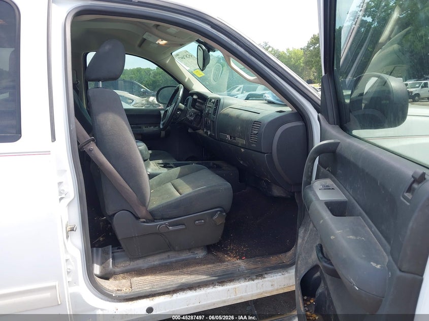 2008 Gmc Sierra 1500 VIN 2GTEC13J381338340 IAAI salvage auction — LEFT FRONT, Salvage (Georgia), sold $1,550 on 2026-07-08 (photo 5)