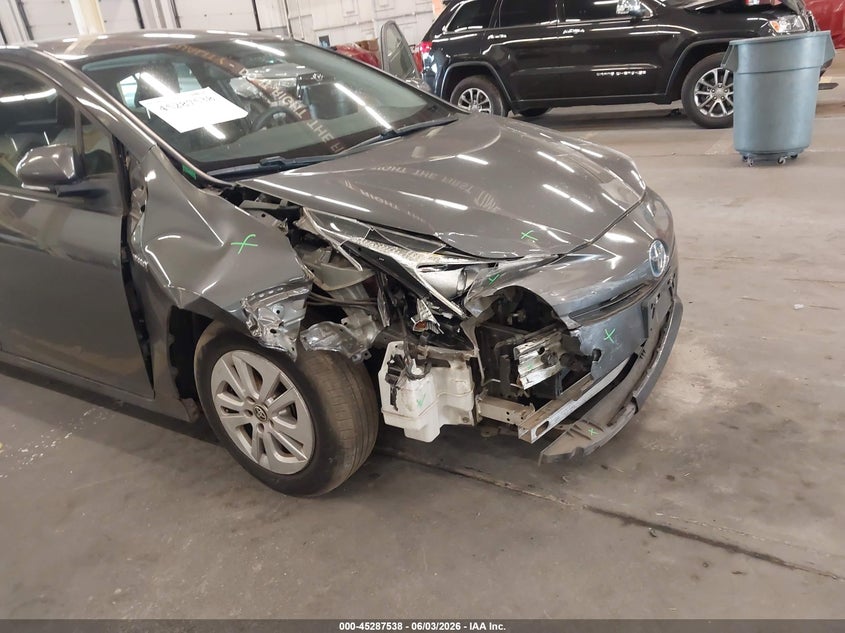 2016 Toyota Prius VIN JTDKBRFU0G3005919 IAAI salvage auction — FRONT END, Salvage Title, sold $2,800 on 2026-07-30 (photo 6)