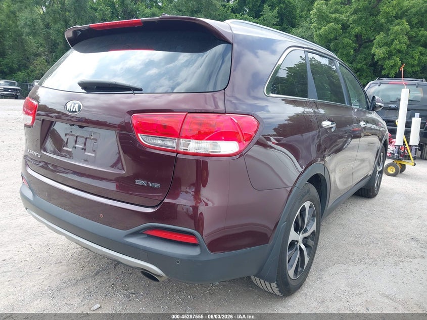 2016 Kia Sorento VIN 5XYPH4A52GG129144 IAAI salvage auction — BIO HAZARD, Clear (Minnesota), sold $2,100 on 2026-07-08 (photo 4)