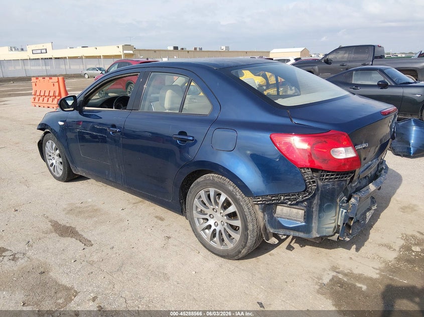 2010 Suzuki Kizashi VIN JS2RE9A37A6101031 IAAI salvage auction — REAR END, Salvage (Kansas), sold $200 on 2026-07-17 (photo 3)