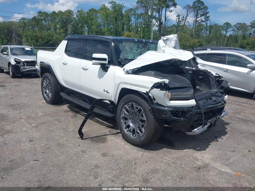2025 Gmc VIN 1GT40DDB7SU108910 IAAI salvage auction — FRONT END, Salvage Title, sold $21,600 on 2026-07-28 (photo 1)