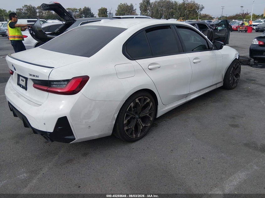 2025 BMW 3er VIN 3MW69CW04S8F76298 IAAI salvage auction — RIGHT FRONT, Wait Title, sold $25,000 on 2026-08-17 (photo 4)