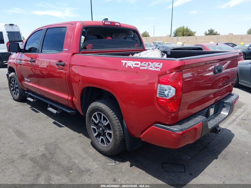 2020 Toyota Tundra VIN 5TFDY5F1XLX947484 IAAI salvage auction — RIGHT FRONT, Salvage Title, sold $11,800 on 2026-07-10 (photo 3)