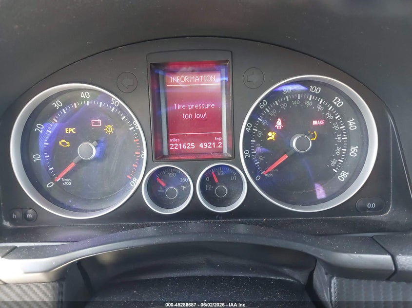 2009 Volkswagen Gti VIN WVWED71K49W098284 IAAI salvage auction — SIDE, Salvage (Texas), sold $225 on 2026-08-05 (photo 7)