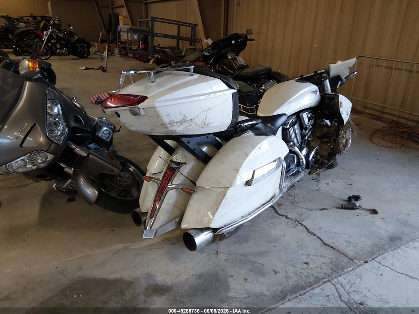 2012 Victory Cross country VIN 5VPTW36N6C3004803 IAAI salvage auction — ALL OVER, Salvage (Tennessee), sold $325 on 2026-07-28 (photo 4)