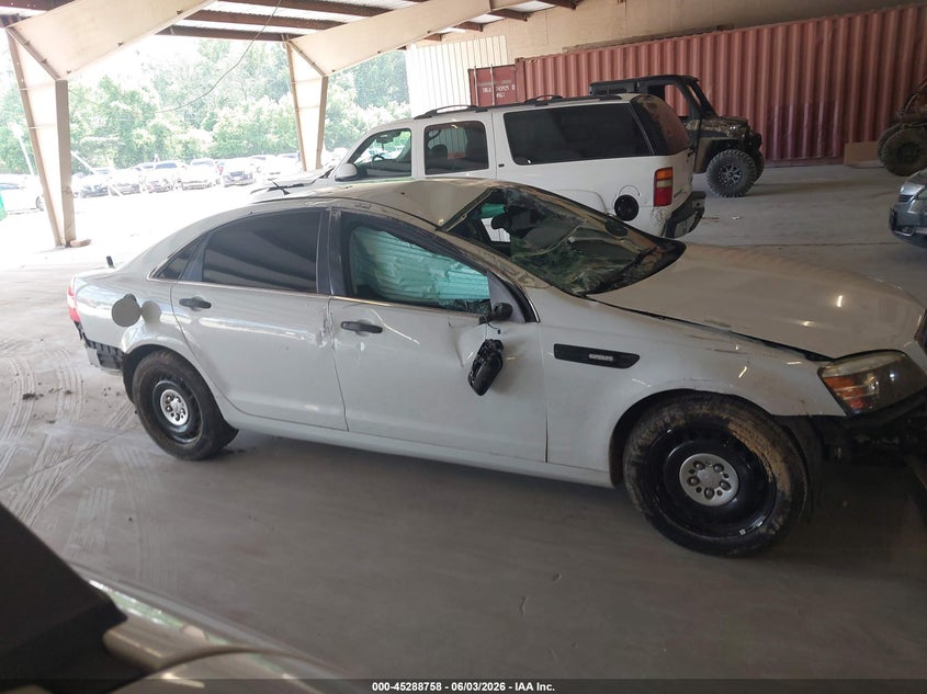 2013 Chevrolet Caprice VIN 6G1MK5R20DL829325 IAAI salvage auction — ROLLOVER, Clear (Tennessee), sold $2,250 on 2026-07-27 (photo 4)