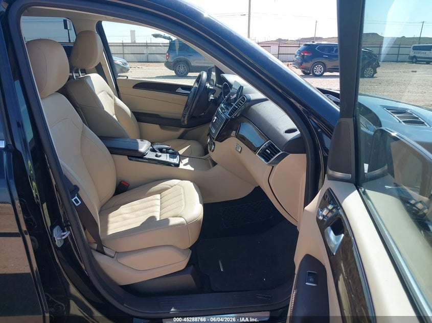 2018 Mercedes-benz Gle VIN 4JGDA5HBXJB014619 IAAI salvage auction — ENGINE DAMAGE, Salvage Title, sold $4,650 on 2026-07-19 (photo 5)