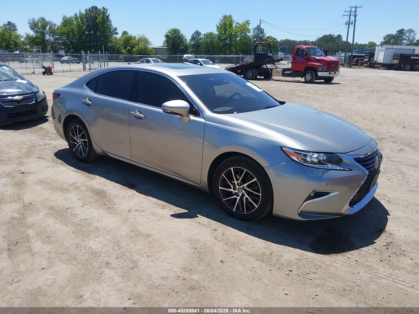 2016 Lexus ES VIN JTHBK1GG0G2234423 IAAI salvage auction — SIDE, Salvage Title, sold $5,700 on 2026-07-10 (photo 1)