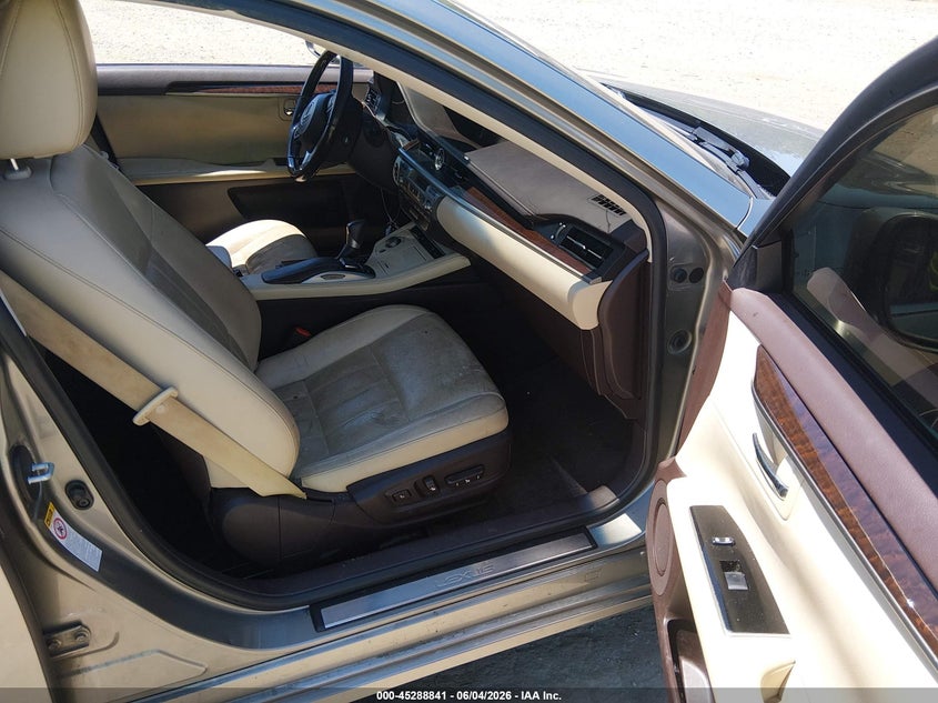2016 Lexus ES VIN JTHBK1GG0G2234423 IAAI salvage auction — SIDE, Salvage Title, sold $5,700 on 2026-07-10 (photo 5)