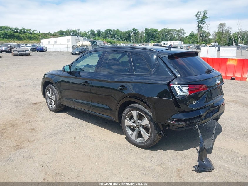 2025 Audi Q5 VIN WA1ABAFY8S2026204 IAAI salvage auction — REAR END, Salvage (Idaho), sold $10,600 on 2026-07-30 (photo 3)
