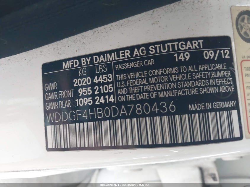 2013 Mercedes-benz C-klasse VIN WDDGF4HB0DA780436 IAAI salvage auction — FRONT END, Salvage Title, sold $925 on 2026-07-22 (photo 9)