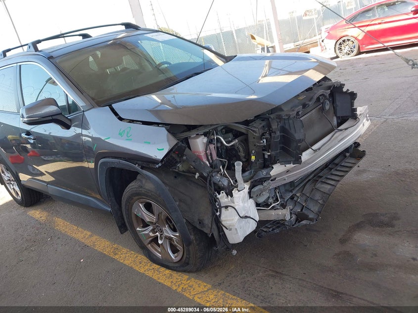 2023 Toyota Rav 4 VIN 2T3W1RFVXPW247806 IAAI salvage auction — FRONT END, Salvage Title, sold $8,700 on 2026-07-29 (photo 6)