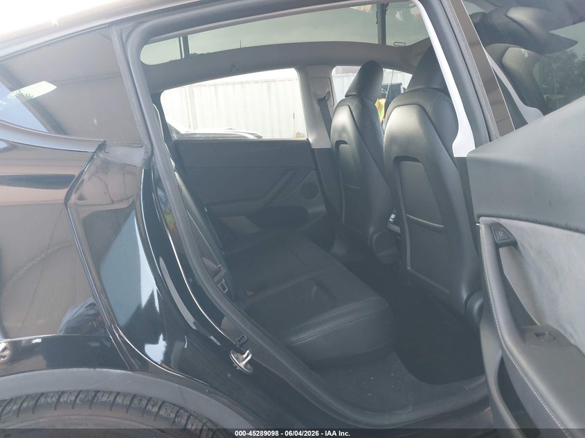 2023 Tesla Model y VIN 7SAYGDEF9PF925202 IAAI salvage auction — REAR END, Salvage Title, sold $14,100 on 2026-07-26 (photo 8)
