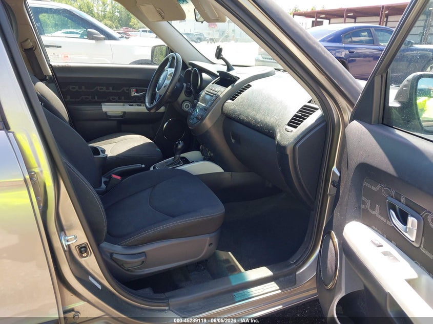 2012 Kia Soul VIN KNDJT2A66C7373100 IAAI salvage auction — NORMAL WEAR, Clear (Georgia), sold $250 on 2026-07-14 (photo 5)