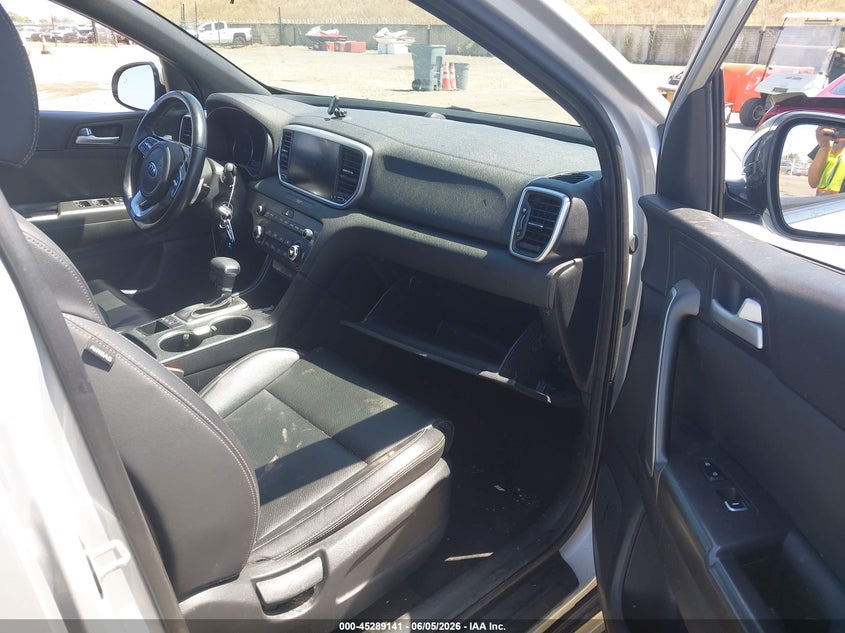 2020 Kia Sportage VIN KNDP6CAC2L7684066 IAAI salvage auction — THEFT, Salvage Title, sold $2,675 on 2026-07-15 (photo 5)