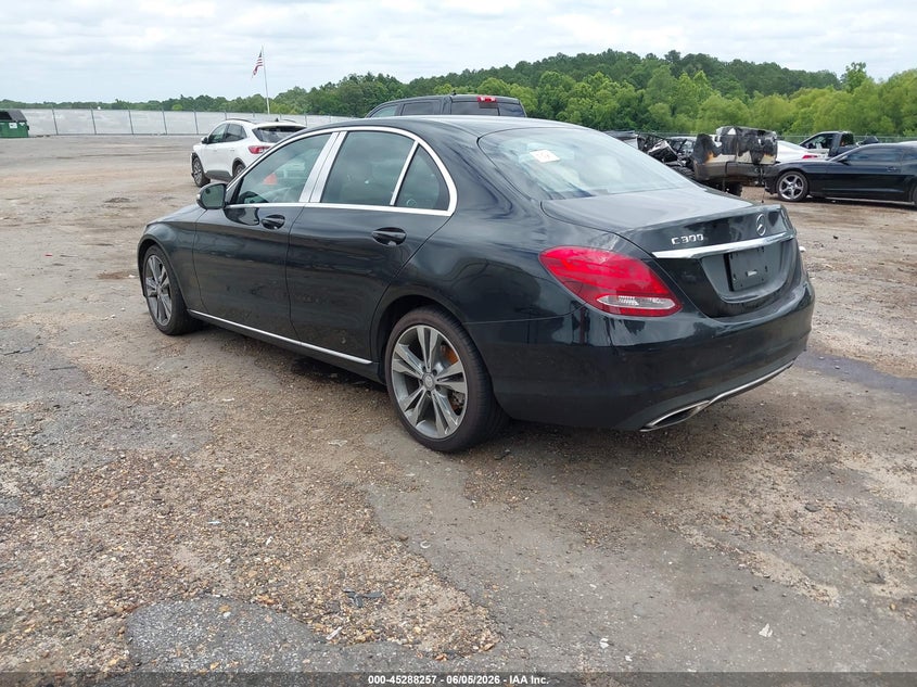 2015 Mercedes-benz C-klasse VIN 55SWF4JB2FU045675 IAAI salvage auction — NORMAL WEAR, Salvage Title, sold $2,200 on 2026-07-22 (photo 3)
