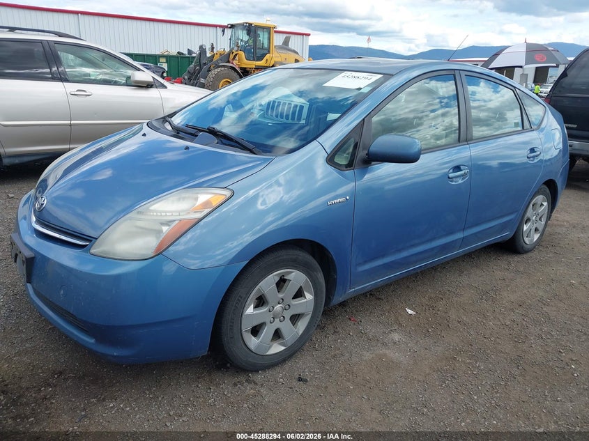 2008 Toyota Prius VIN JTDKB20U287724227 IAAI salvage auction — NORMAL WEAR, Clear (Washington), sold $500 on 2026-07-14 (photo 2)