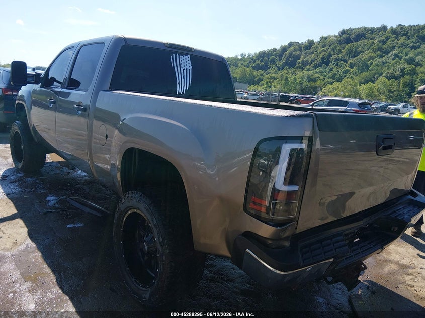 2012 Gmc SIERRA VIN 1GT120C86CF187665 IAAI salvage auction — REAR END, Salvage Title, sold $2,500 on 2026-07-31 (photo 3)