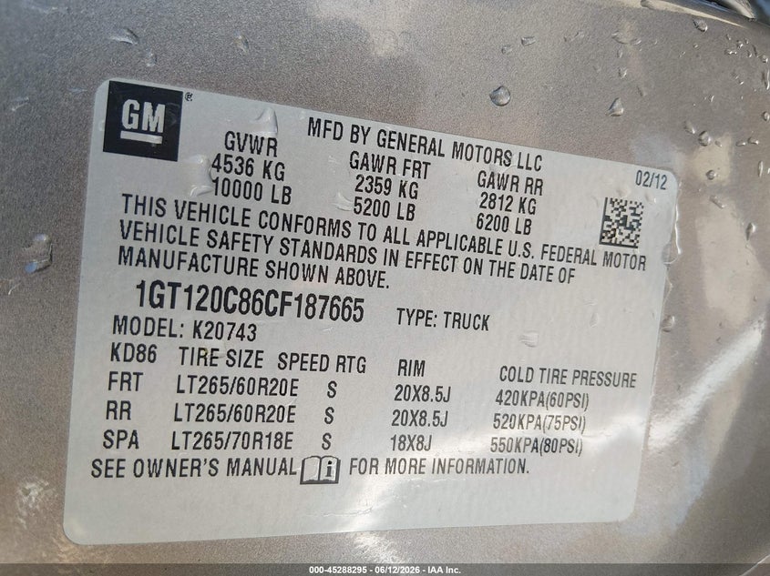 2012 Gmc SIERRA VIN 1GT120C86CF187665 IAAI salvage auction — REAR END, Salvage Title, sold $3,650 on 2026-07-31 (photo 9)