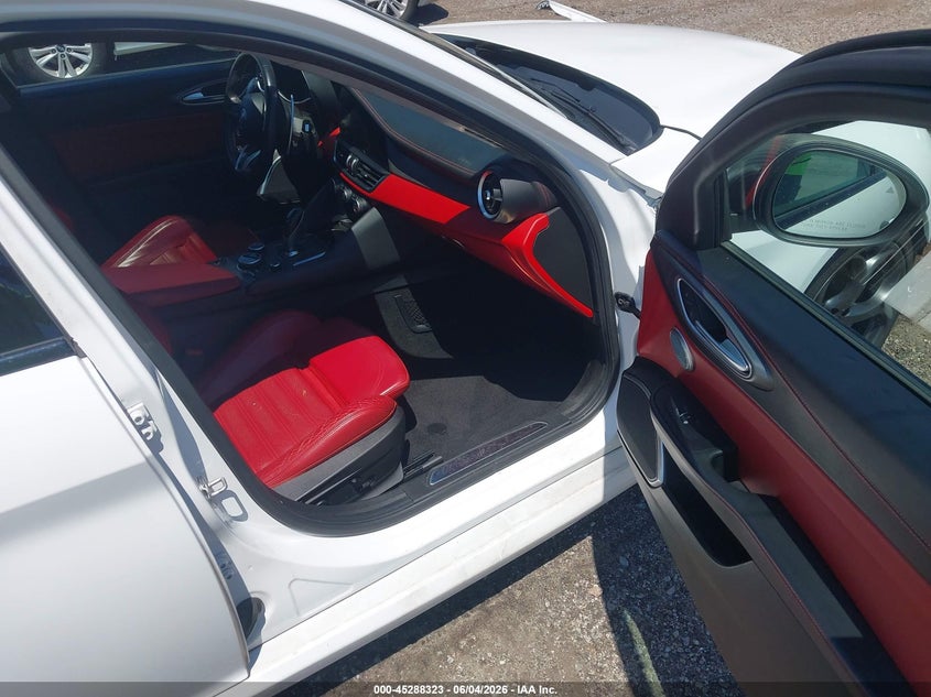 2018 Alfa romeo Giulia VIN ZARFAECN9J7589477 IAAI salvage auction — FRONT END, Salvage (South Carolina), sold $3,000 on 2026-08-20 (photo 5)