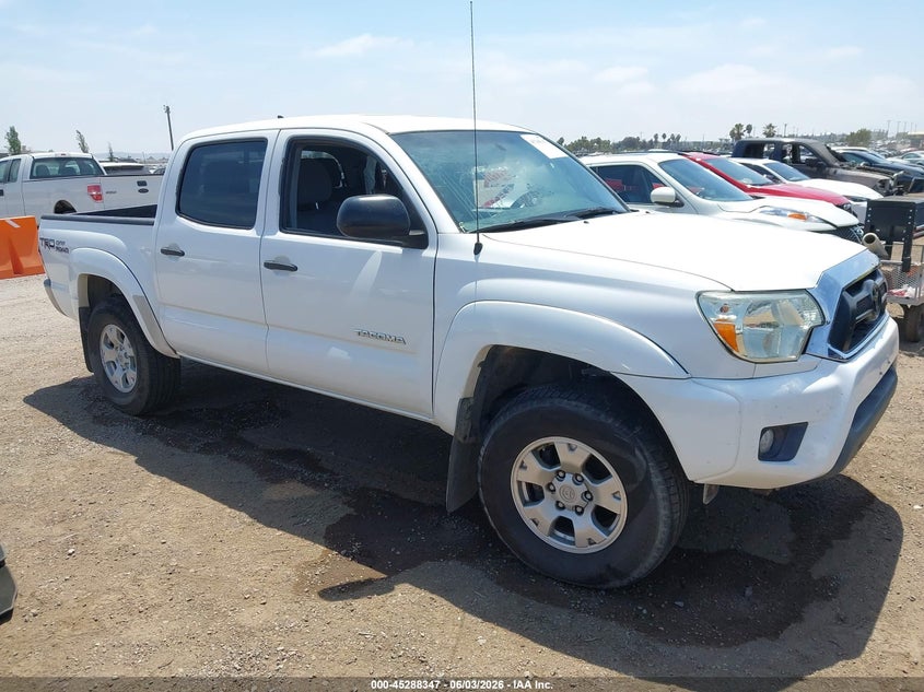 2015 Toyota Tacoma VIN 3TMLU4EN5FM175637 IAAI salvage auction — SIDE, Salvage Title, sold $6,100 on 2026-07-10 (photo 1)