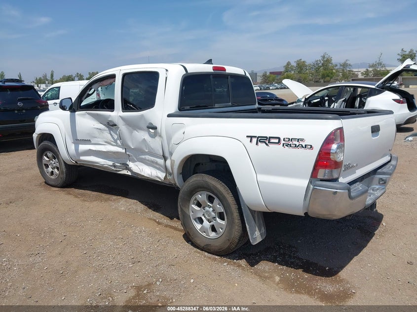 2015 Toyota Tacoma VIN 3TMLU4EN5FM175637 IAAI salvage auction — SIDE, Salvage Title, sold $6,100 on 2026-07-10 (photo 3)