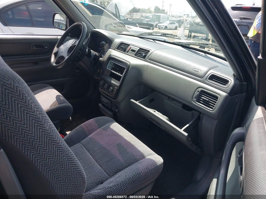 1998 Honda Cr-v VIN JHLRD2842WC012112 IAAI salvage auction — UNKNOWN, Salvage Title - Dealer (California), sold $425 on 2026-07-15 (photo 5)