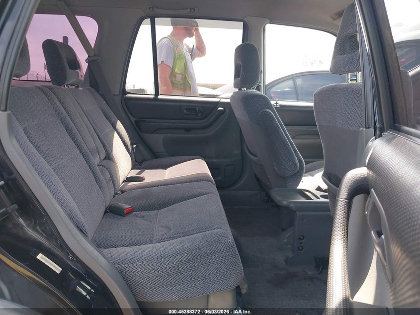 1998 Honda Cr-v VIN JHLRD2842WC012112 IAAI salvage auction — UNKNOWN, Salvage Title - Dealer (California), sold $425 on 2026-07-15 (photo 8)