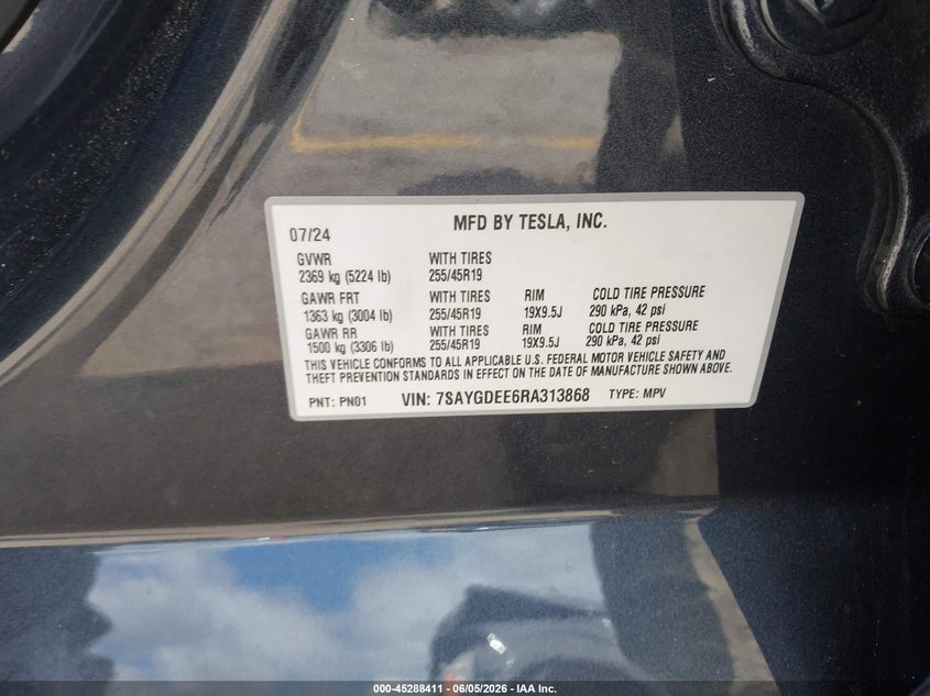 2024 Tesla Model y VIN 7SAYGDEE6RA313868 IAAI salvage auction — REAR END, Rebuildable (Florida), sold $18,100 on 2026-07-31 (photo 9)