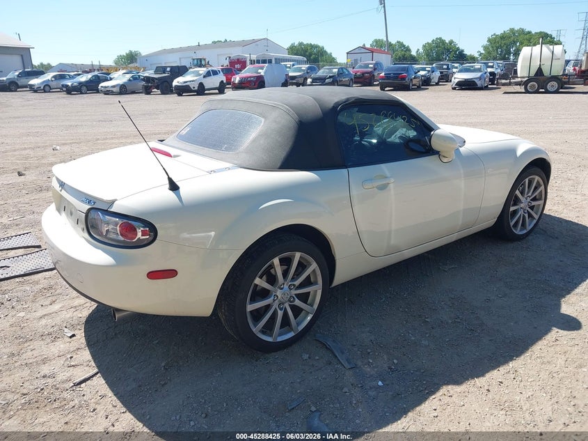 2006 Mazda Mx-5 VIN JM1NC25F960107384 IAAI salvage auction — FRONT END, Clear (Indiana), sold $1,600 on 2026-07-15 (photo 4)