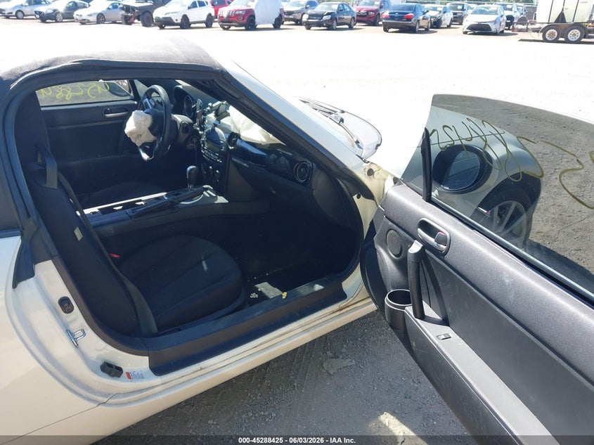 2006 Mazda Mx-5 VIN JM1NC25F960107384 IAAI salvage auction — FRONT END, Clear (Indiana), sold $1,600 on 2026-07-15 (photo 5)