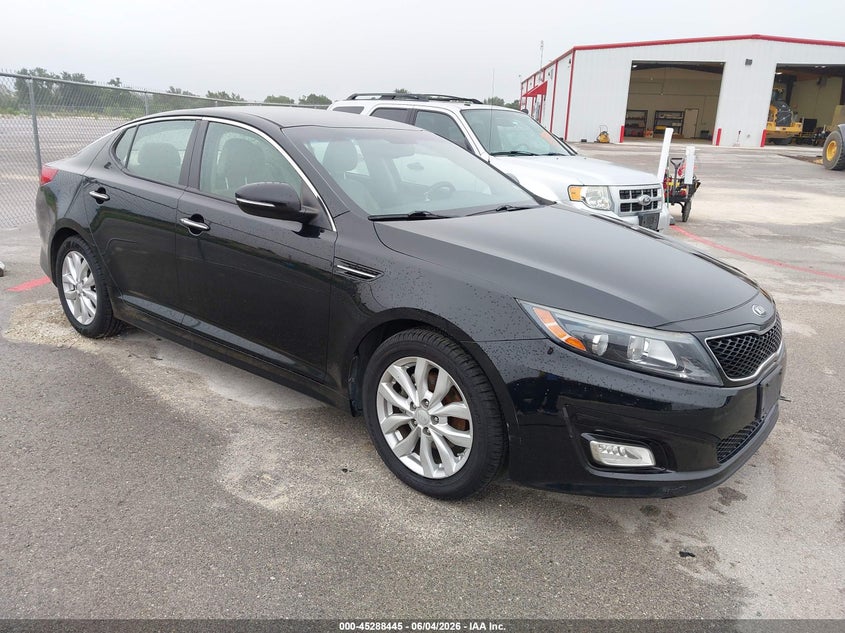 2015 Kia Optima VIN 5XXGN4A78FG396172 IAAI salvage auction — NORMAL WEAR, Clear (Texas), sold $1,275 on 2026-07-30 (photo 1)