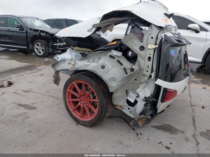 2019 Volkswagen Golf r VIN WVWWA7AU6KW118491 IAAI salvage auction — ALL OVER, Salvage Title, sold $1,300 on 2026-08-13 (photo 3)