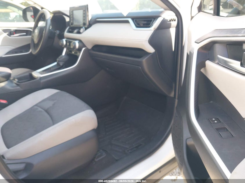 2020 Toyota Rav 4 VIN JTMW1RFV2LD052628 IAAI salvage auction — SIDE, Salvage Title, sold $7,000 on 2026-07-17 (photo 5)