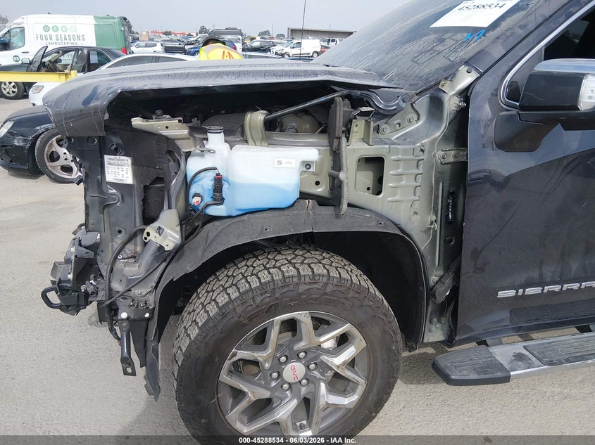 2024 Gmc SIERRA VIN 3GTUUDE80RG121941 IAAI salvage auction — SIDE, Salvage Title, sold $14,700 on 2026-07-22 (photo 6)