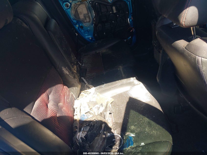 2011 Mazda 3 VIN JM1BL1K39B1362807 IAAI salvage auction — ENGINE DAMAGE, Rebuildable (Florida), sold $25 on 2026-07-28 (photo 8)