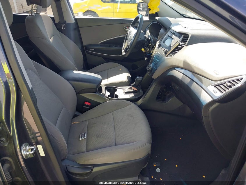 2016 Hyundai Santa fe VIN 5XYZU3LB7GG327834 IAAI salvage auction — FRONT END, Salvage Title, sold $2,300 on 2026-07-15 (photo 5)