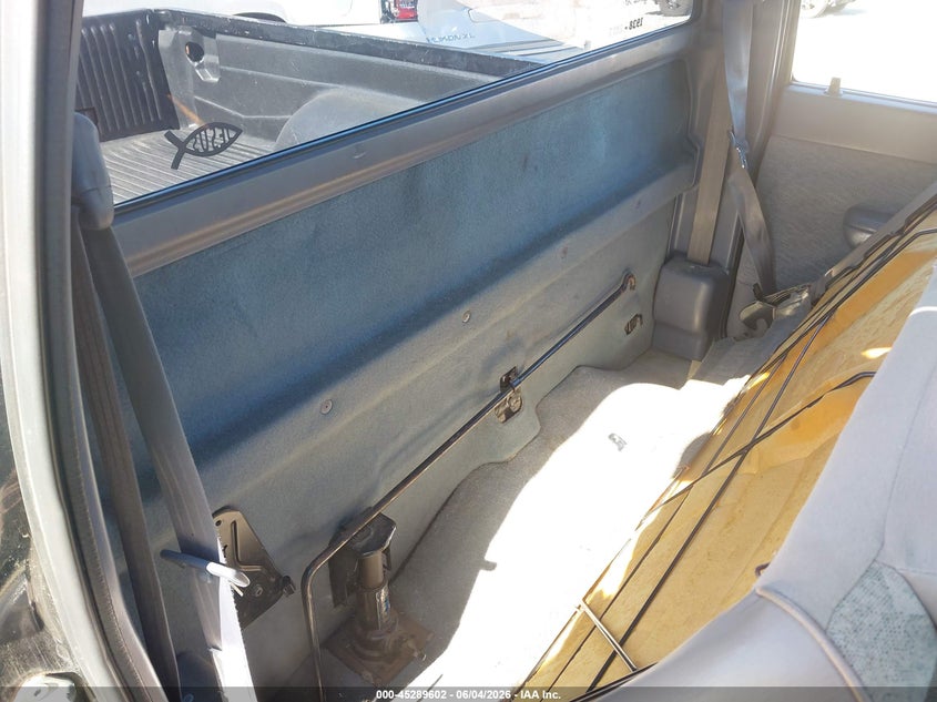 1999 Toyota Tacoma VIN 4TANL42N1XZ501106 IAAI salvage auction — RIGHT FRONT, Salvage (Georgia), sold $1,650 on 2026-07-09 (photo 8)