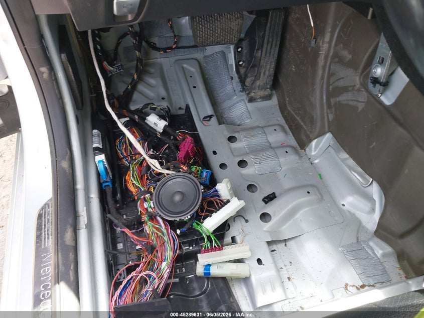 2019 Mercedes-benz E-klasse VIN WDDZF4JB7KA527601 IAAI salvage auction — ELECTRICAL, Salvage Title, sold $5,600 on 2026-07-31 (photo 6)