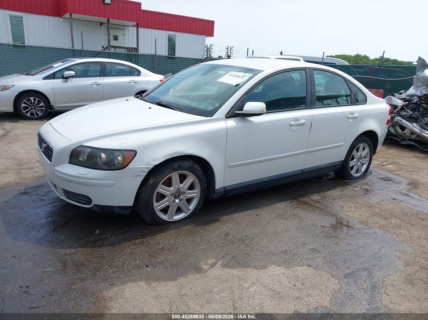 2006 Volvo S40 VIN YV1MS382962158346 IAAI salvage auction — RIGHT REAR, Salvage (Idaho), sold $300 on 2026-07-16 (photo 2)