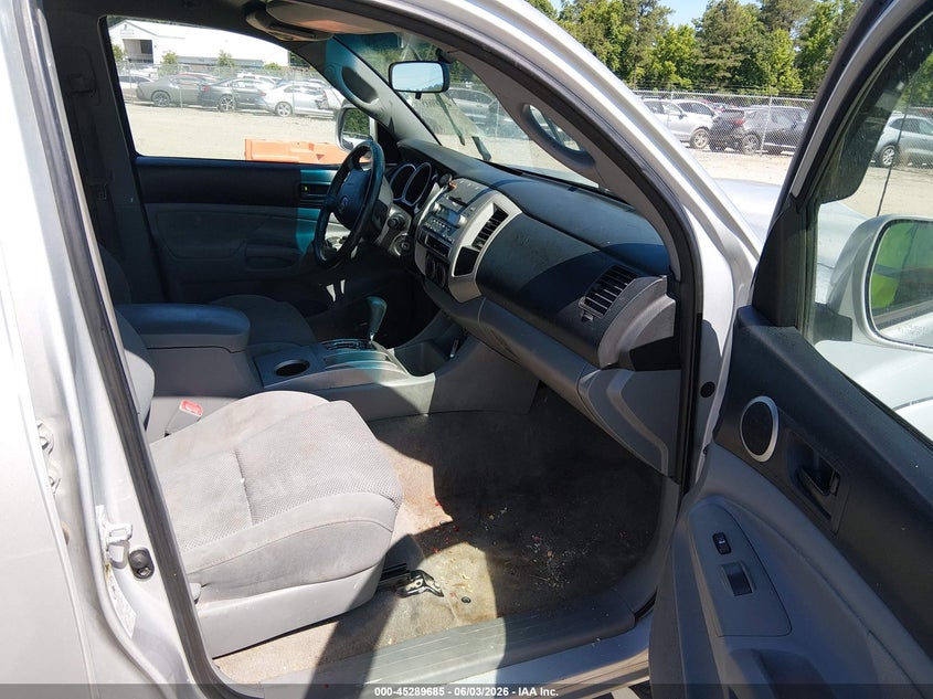 2008 Toyota Tacoma VIN 5TEJU62N68Z516640 IAAI salvage auction — RIGHT REAR, Salvage (Virginia), sold $1,950 on 2026-07-10 (photo 5)