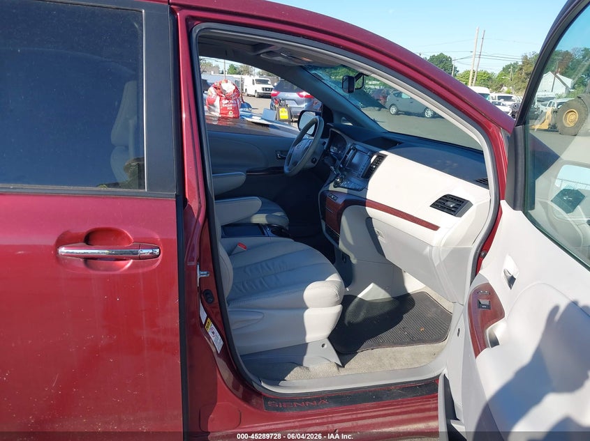 2011 Toyota Sienna VIN 5TDDK3DC4BS022231 IAAI salvage auction — REAR END, Clear (New Jersey), sold $3,050 on 2026-07-06 (photo 5)