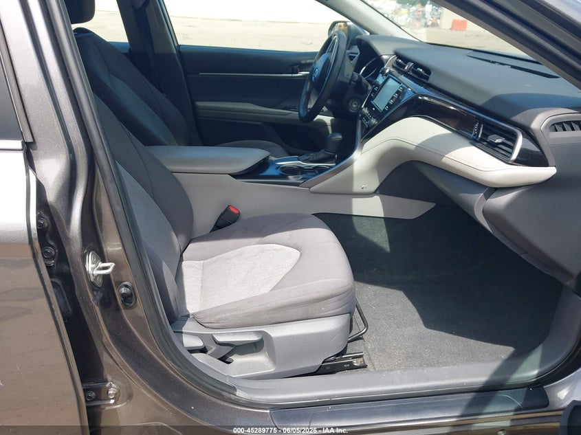 2020 Toyota Camry VIN 4T1C11AK1LU950781 IAAI salvage auction — LEFT FRONT, Salvage Title, sold $5,250 on 2026-07-19 (photo 5)