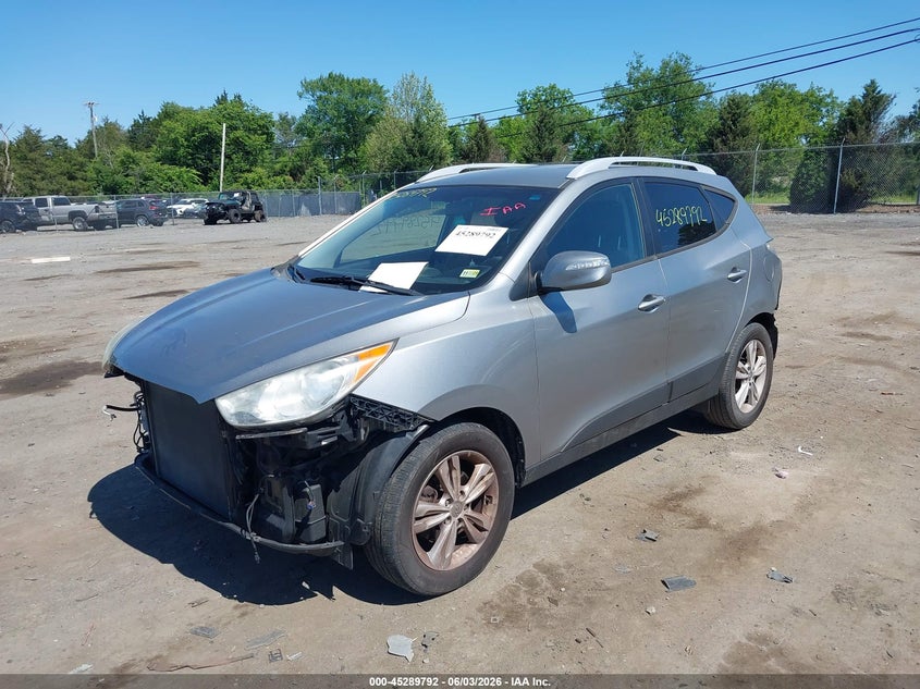 2013 Hyundai Tucson VIN KM8JU3AC5DU758686 IAAI salvage auction — FRONT & REAR, Salvage Title, sold $1,800 on 2026-07-07 (photo 2)