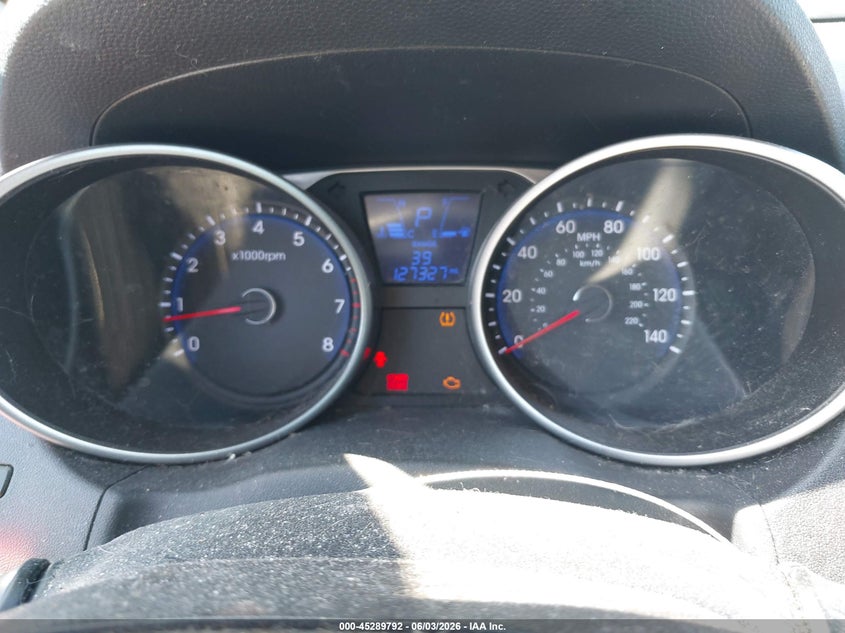 2013 Hyundai Tucson VIN KM8JU3AC5DU758686 IAAI salvage auction — FRONT & REAR, Salvage Title, sold $1,800 on 2026-07-07 (photo 7)