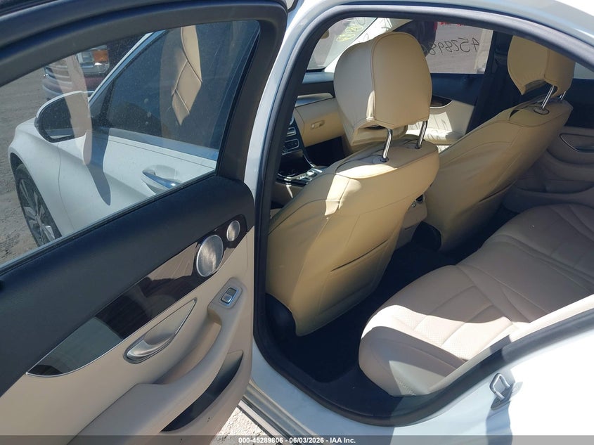 2016 Mercedes-benz C class VIN WDDWF4KB6GR164511 IAAI salvage auction — NORMAL WEAR, Clear (Indiana), sold $4,275 on 2026-07-29 (photo 8)