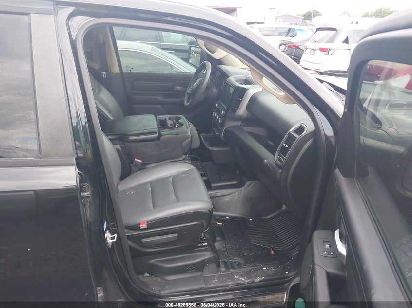 2019 Ram 1500 VIN 1C6RREGG3KN763625 IAAI salvage auction — RIGHT FRONT, Salvage Title, sold $6,500 on 2026-08-14 (photo 5)