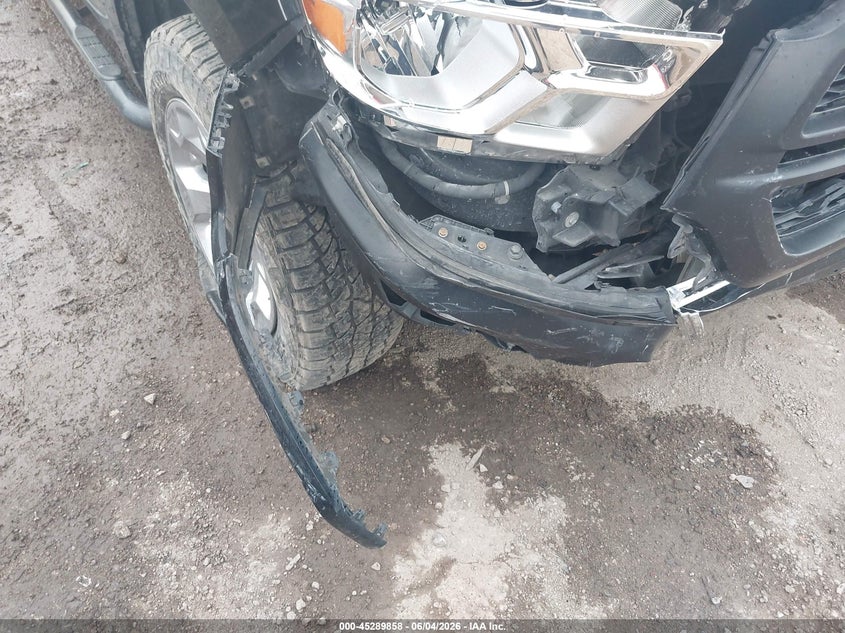 2019 Ram 1500 VIN 1C6RREGG3KN763625 IAAI salvage auction — RIGHT FRONT, Salvage Title, sold $6,500 on 2026-08-14 (photo 6)