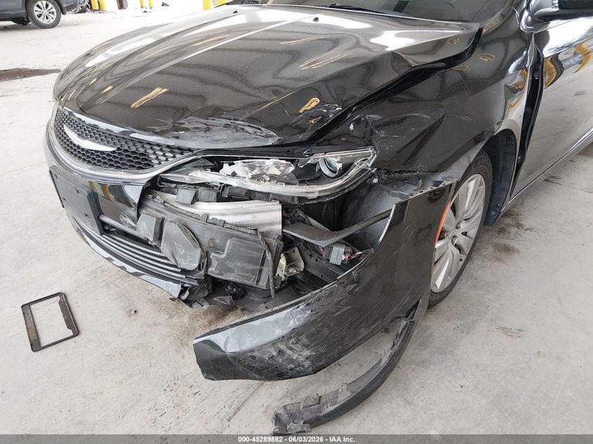 2016 Chrysler 200 VIN 1C3CCCFB6GN183517 IAAI salvage auction — LEFT FRONT, Salvage Title, sold $1,550 on 2026-07-05 (photo 6)