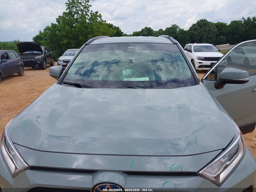 2021 Toyota Rav 4 VIN JTMRWRFV5MD101255 IAAI salvage auction — HAIL, Salvage Title, sold $16,500 on 2026-07-13 (photo 6)